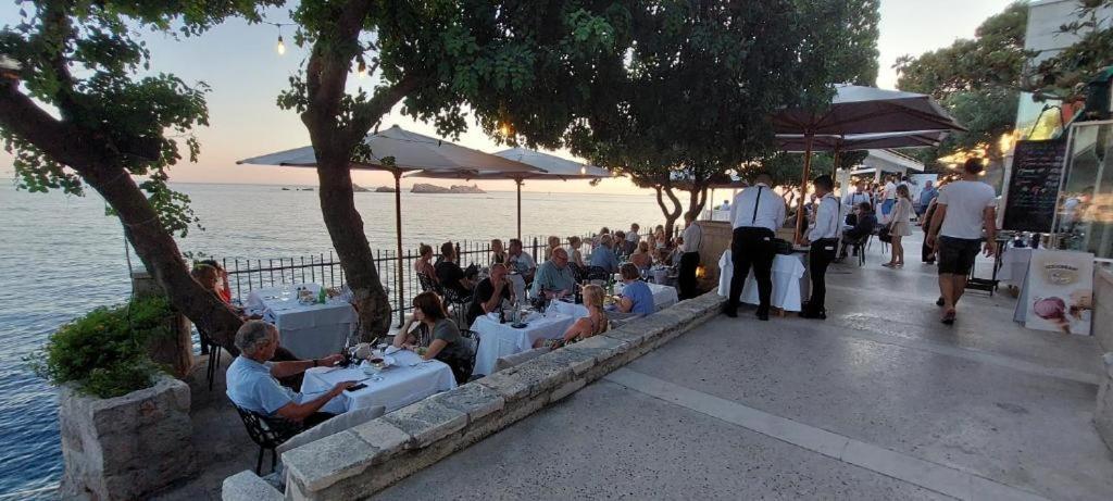 Villa Blue Promenade Dubrovnik Bagian luar foto